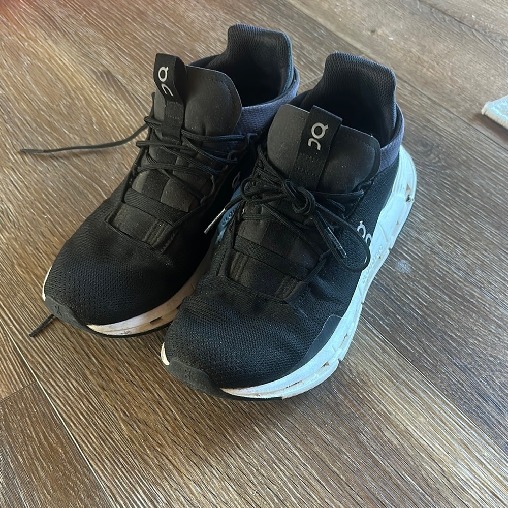 On Running Men's Black Sneakers